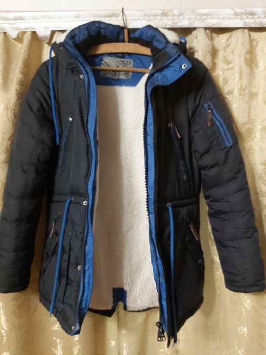 Куртка зимняя мужская размер 46.