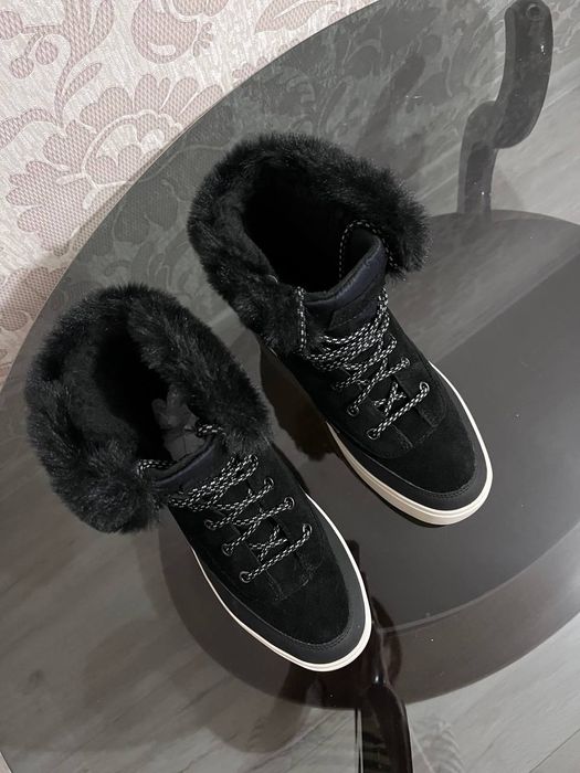 Зимові чоботи Koolaburra by UGG, р. 36