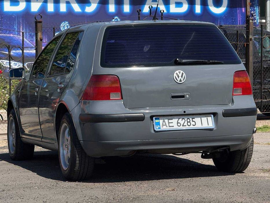 Volkswagen Golf 1998, 1.4 MPI газ/бензин, механіка