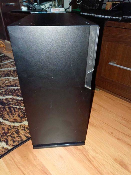 PC Gamer - Intel 16x2.6GHZ/32GB RAM/RX5700 8GB/2xSSD/550W 80 Plus