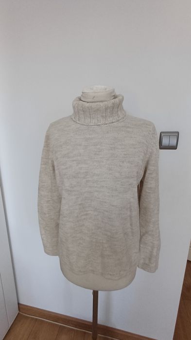 Stefanel golf M-welna +dodatki