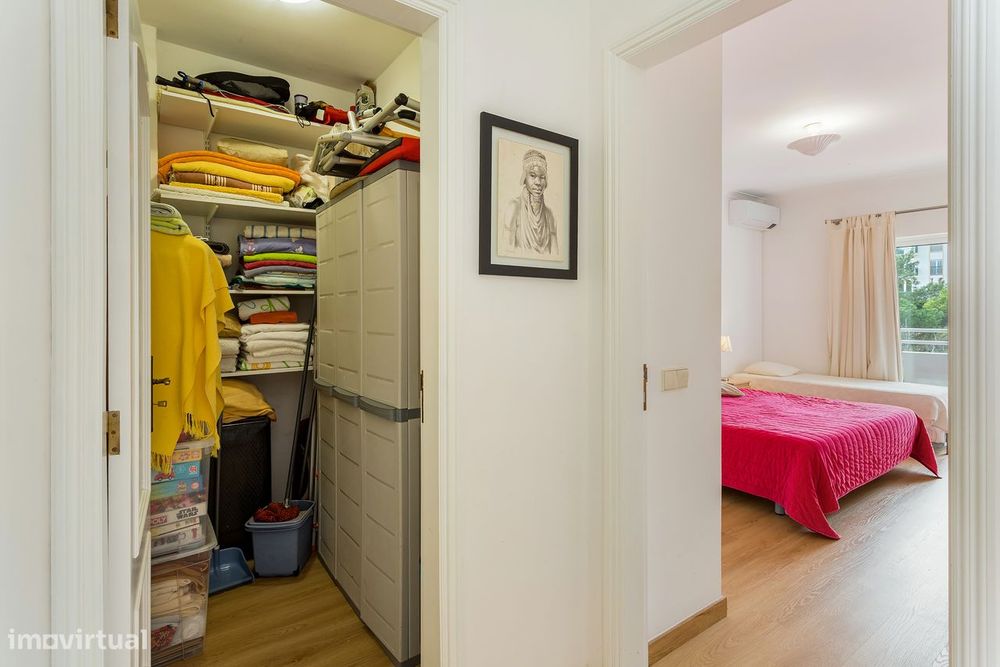 Apartamento T1+1 a pé da praia da Galé