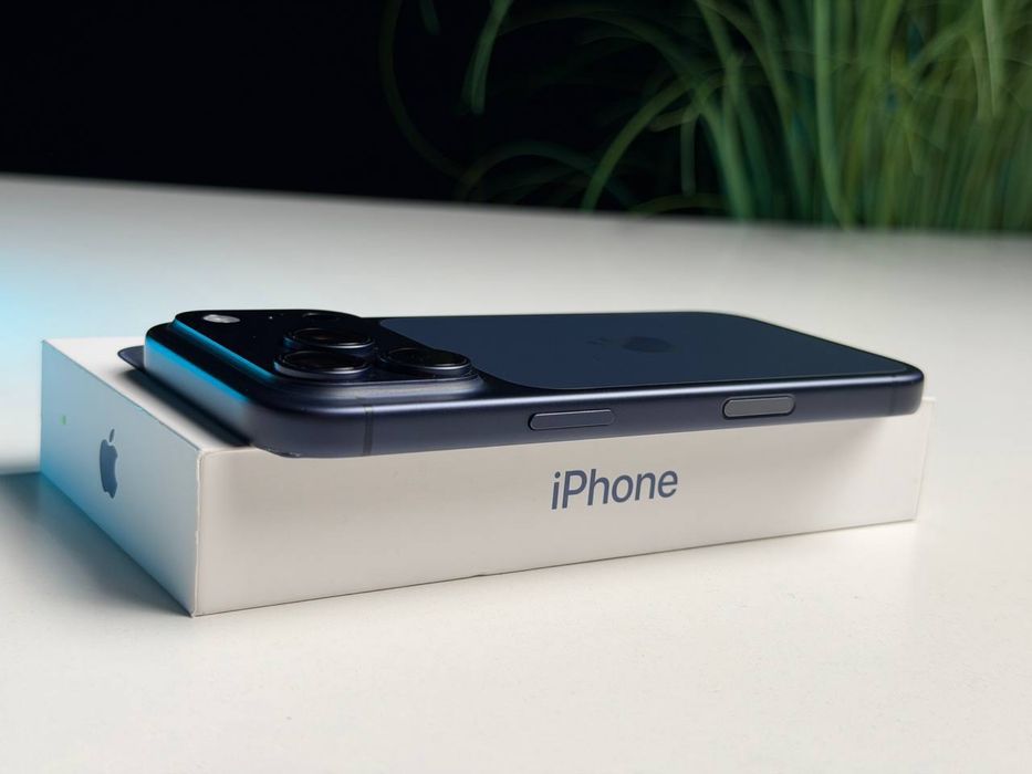 iPhone 17 pro max 256   E-sim батарея 100%