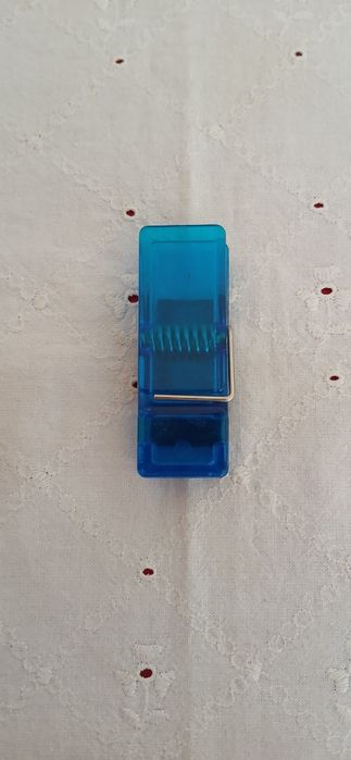Íman Mola, embalado