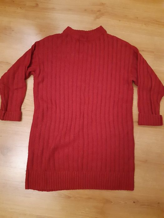 Sweter czerwony C&A długi Roz S