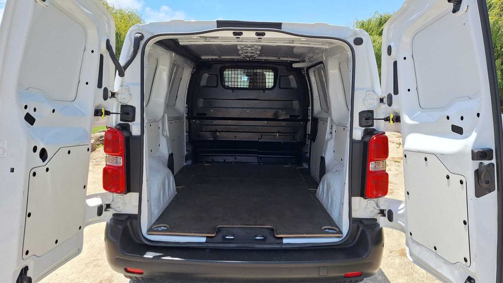 Peugeot Expert 2.0 BlueHDI Premium
L2 - Iva Dedutível - 10/2021