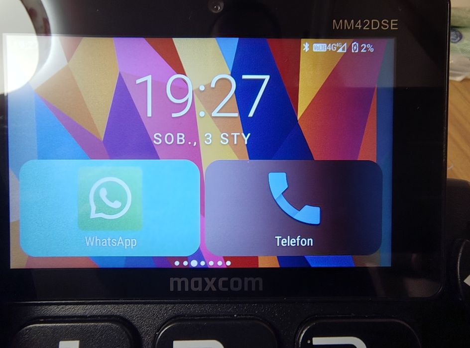 Telefon dla seniora Maxcom 42dse biurkowy