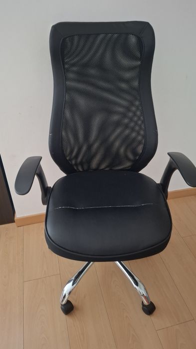 Secretária com Estante e Vidro Temperado – Ótimo Estado!