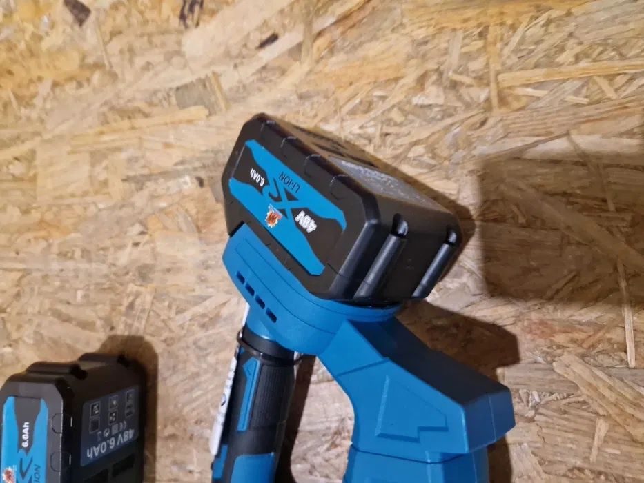 Dmuchawa akumulatorowa do liści