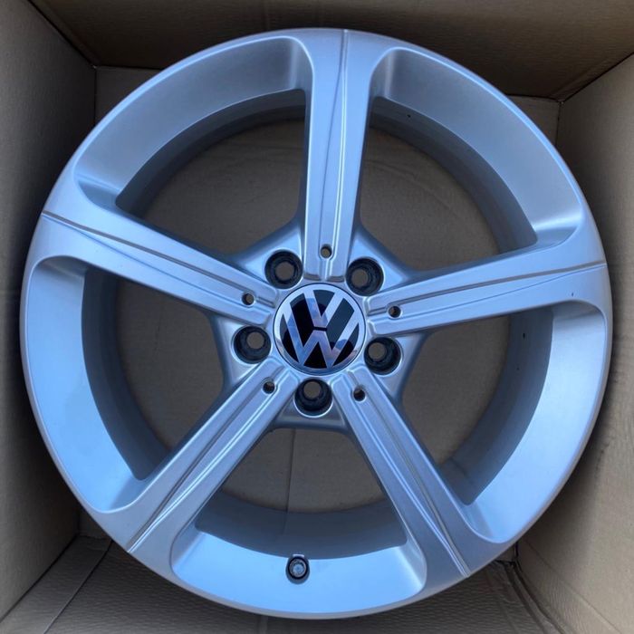Alufelgi 17 VW Passat CC Golf Caddy Touran T-Roc 5x112 Felgi