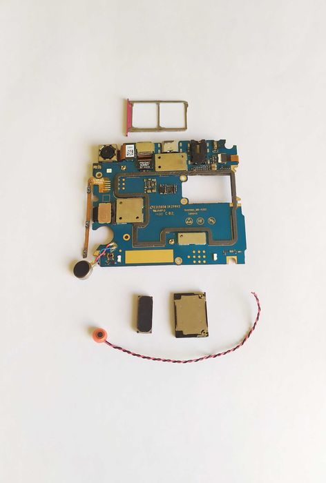 30грн Цена за всё Для Lenovo , 2 Камеры , вибро , лоток , динамики итд