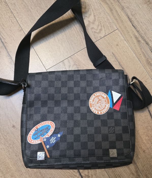 Torba listonoszka Louis Vuitton District Damier Graphite LV League PM Black Canvas