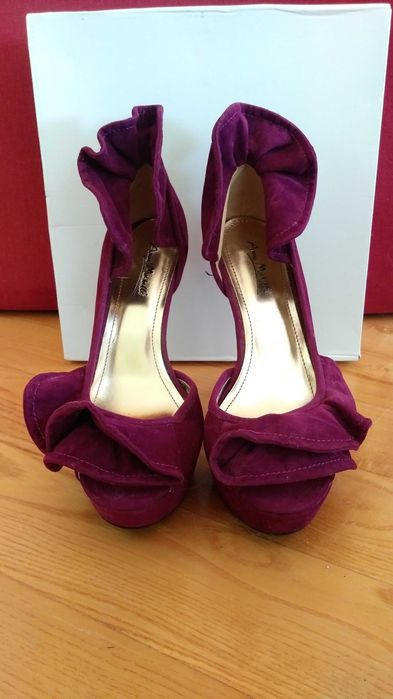 Buty na obcasie ANNE MICHELLE