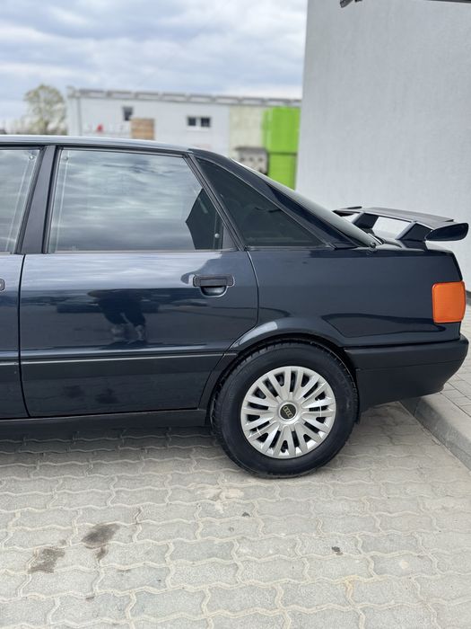 Audi 80 B3 1.8 бензин 1989 • Надійний автомобіль • Сів і поїхав