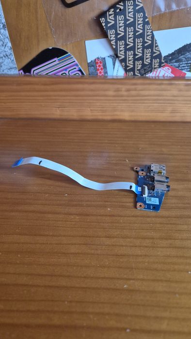 Placa USB + Jack 3.5 p/ Asus ROG64730024145665121