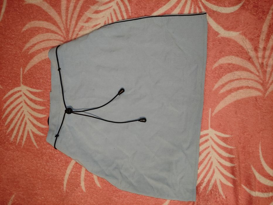 голубая юбка на резинке