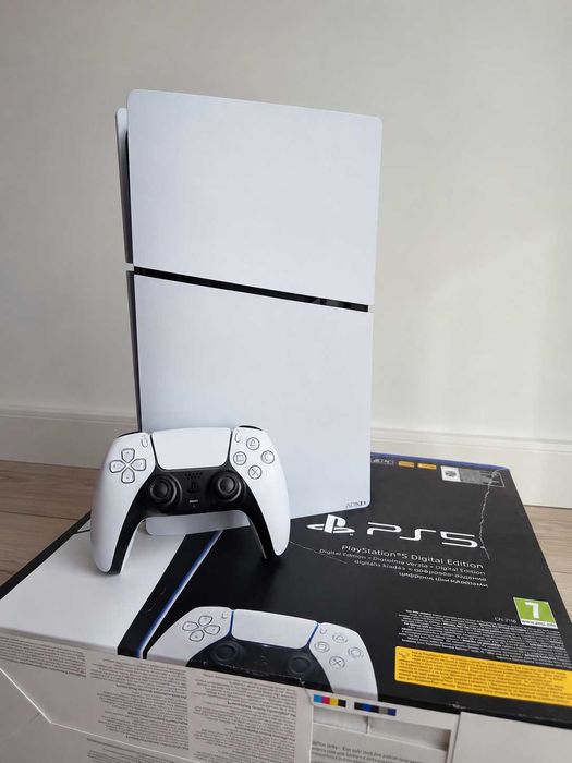 PS5 Digital Edition Stan bardzo dobry, używana tylko 6 miesięcy i wyłącznie w weekendy. Wszystko działa perfekcyjnie.
