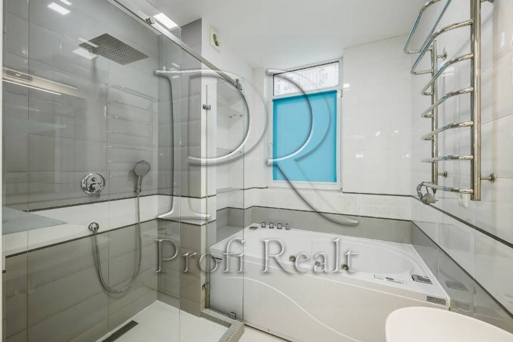 Продаж 3 кімн. квартири в ЖК Паркові Озера/Воскресенська/Парк Перемога