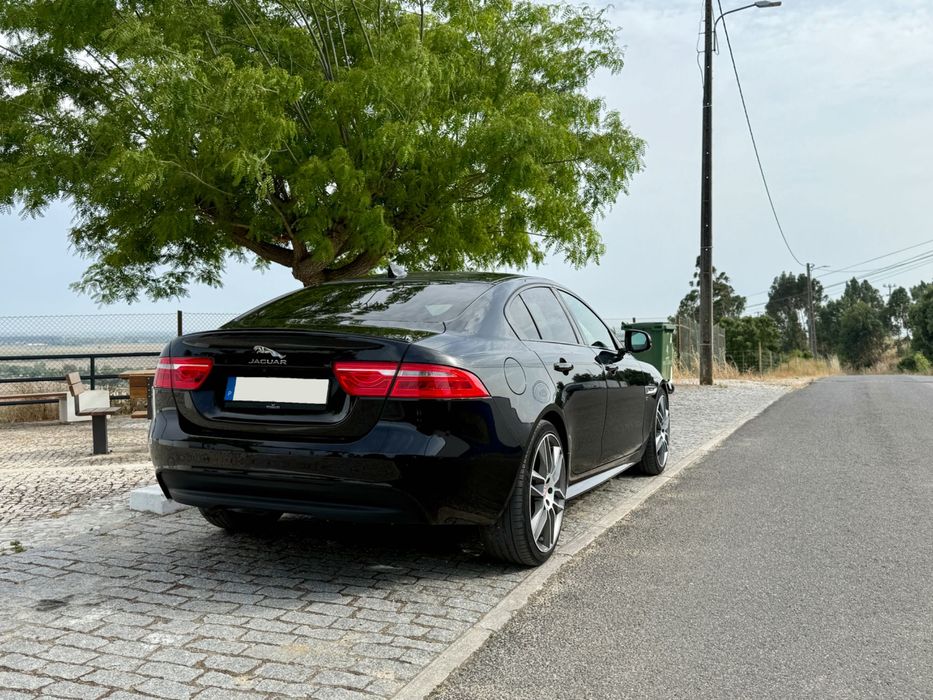 Jaguar XE R-Sport 2.0D | 2018 | Possibilidade de financiamento