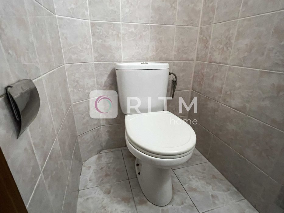 Продаж простoрого будинку з ремонтом у Луцьку!