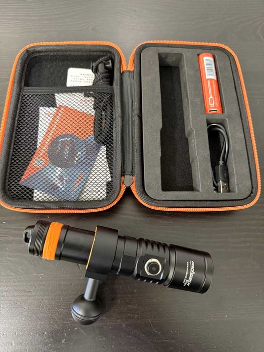 Foco de video Subaquatico 2