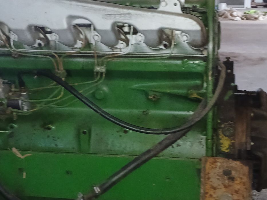 Sprzedam silnik John Deere 3330