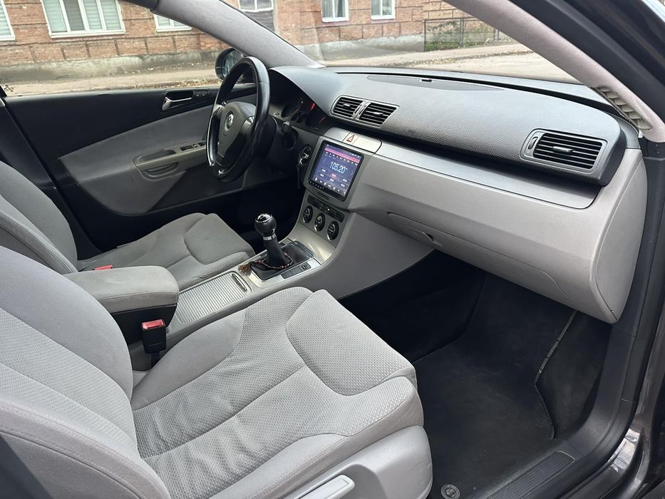 Пассат б6 седан.