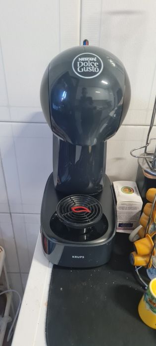 Maquina dolce gusto como nova