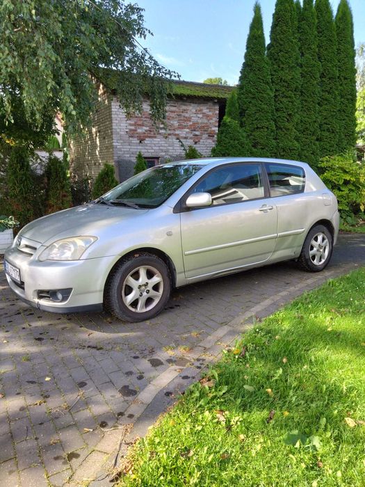 Samochód osobowy Toyota Corolla