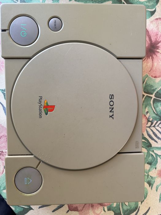 Playstation 1 pouco usada