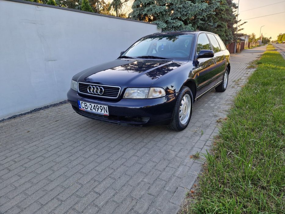 sprsedam audi a4 1.8 benzyna stan bdb