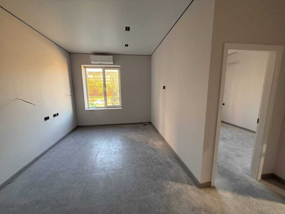 Оренда 2к приміщення  з ремонтом р-н лікарні Мечникова