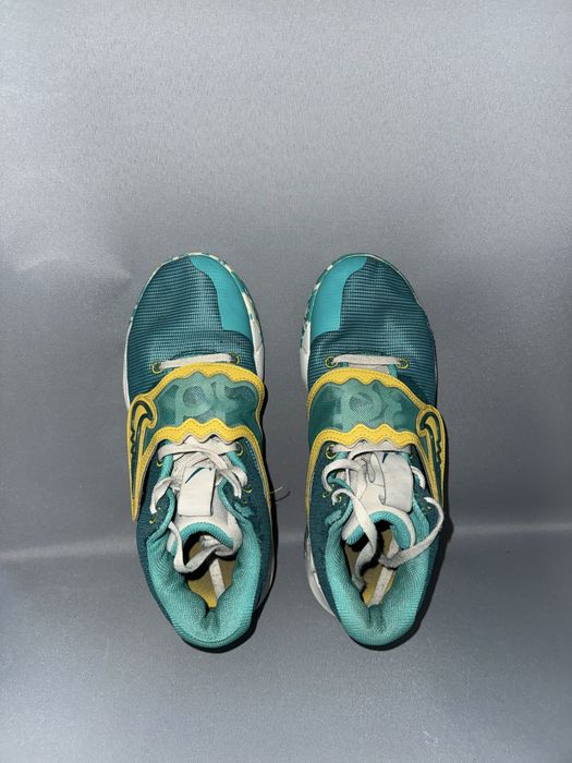 Баскетбольні кросівки Nike Men's KD Trey 5