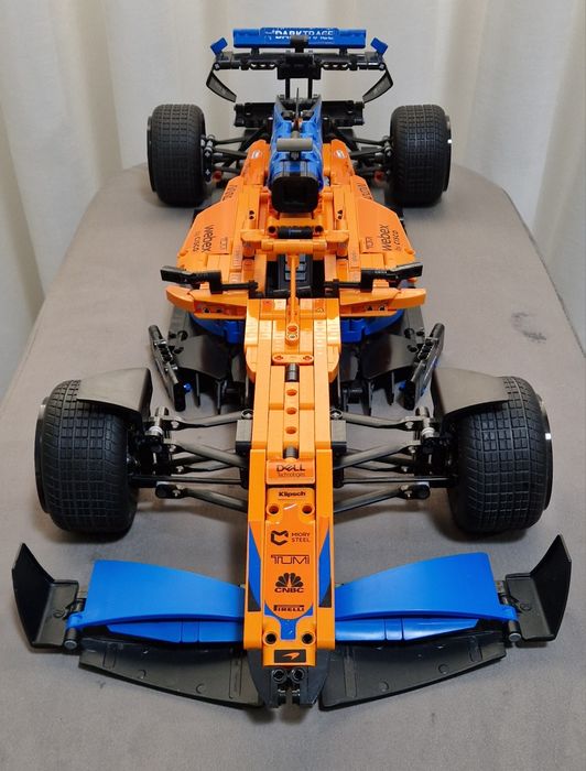 LEGO TECHNIC 42141 "McLaren Formula 1 Team 2022 Race Car"