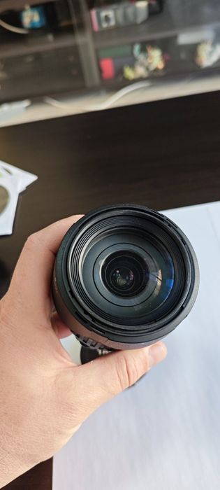 Objetiva Tamron 18-200mm para Canon