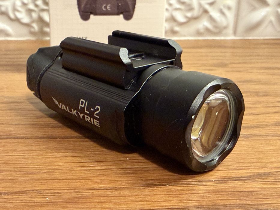 Latarka Olight PL-2 Valkyrie.XHP35