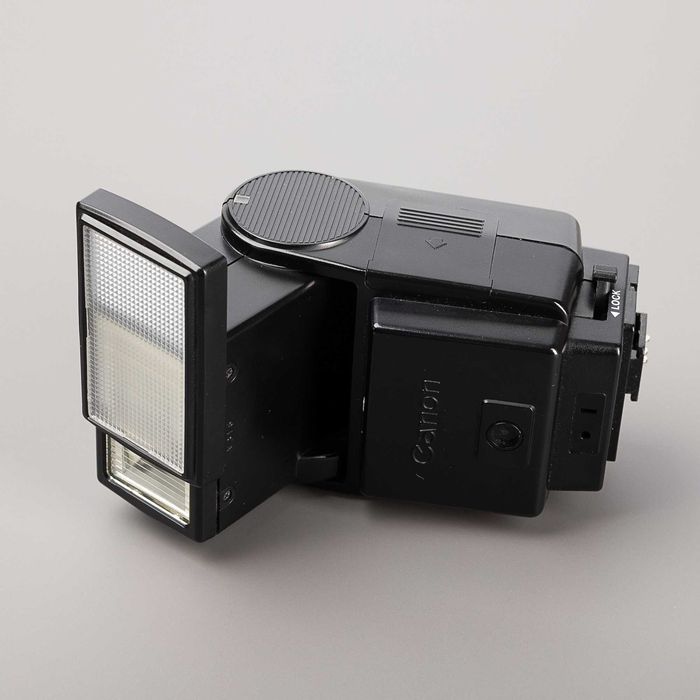canon a 1 - купити плівкові фотоапарати - Ціна на OLX.ua