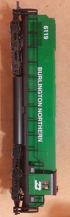 Локомотив Mehano HO Slovenia в отличном состоянии отличный ход и свет