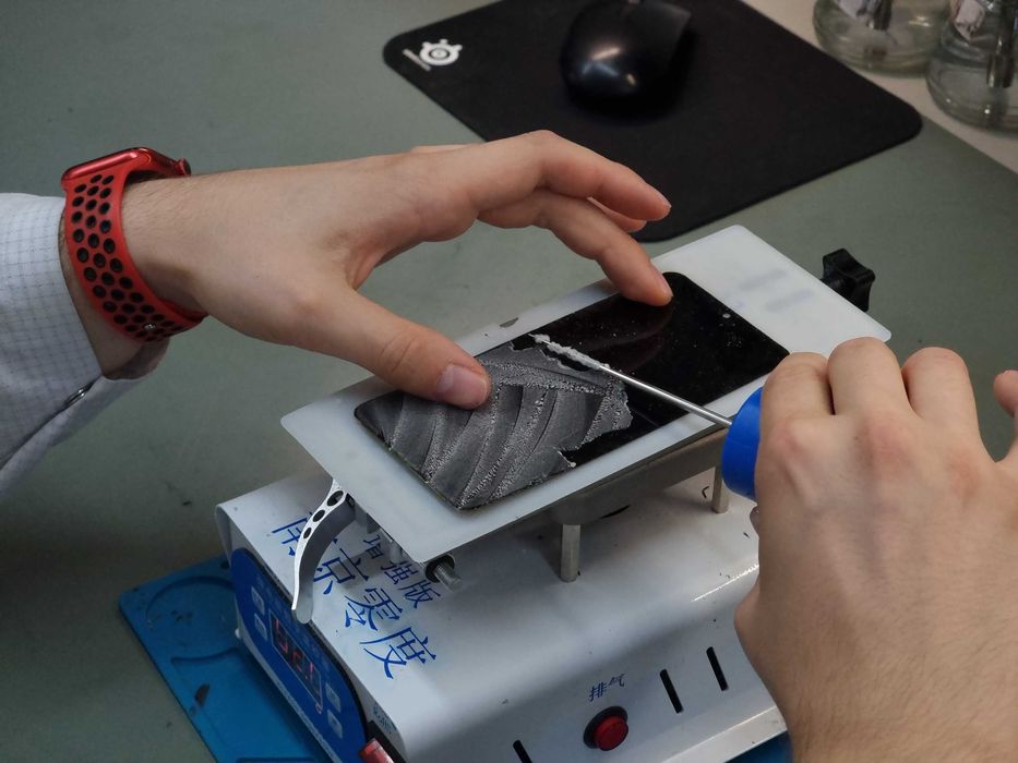 Zbita Szybka? Naprawa Telefonów - Poznań Swarzędz Zalasewo