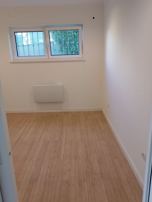 Quarto num T3 com despesas incluídas