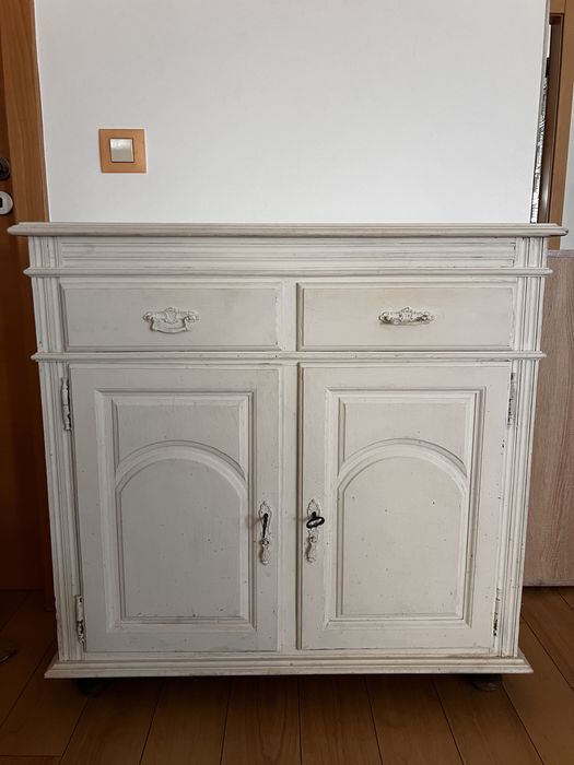 Movel sapateira antiga restaurada