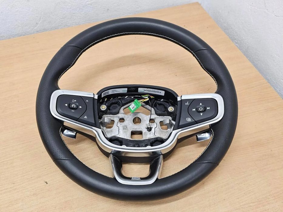 kierownica volvo xc40 rdesign łopatki p31455412