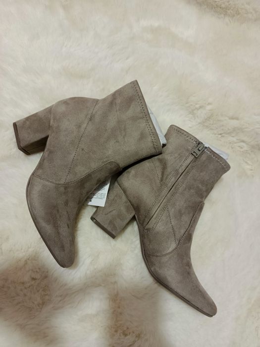 Okazja ! Botki jesienne rozmiar 36 eleganckie na obcasie szare beżowe