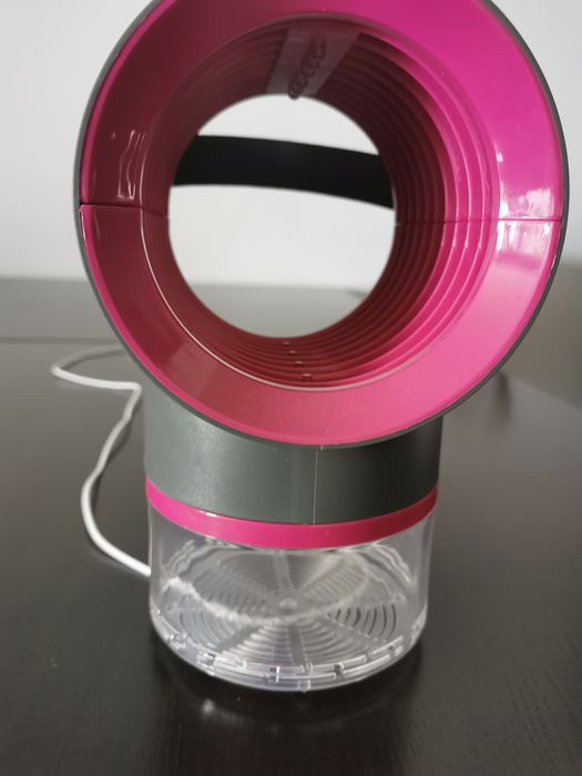 Anti-mosquito através luz negra sem perigo