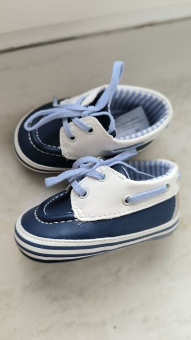 Buciki niemowlęce rozm 18-10,5cm