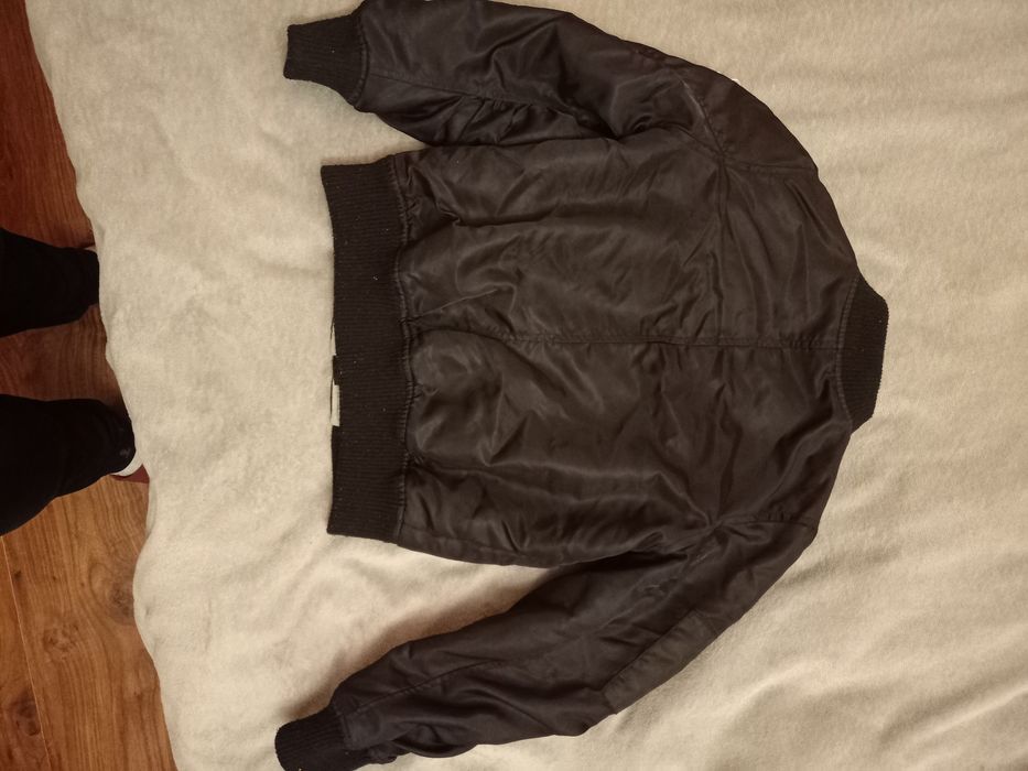 Курточка бомбер на девочку