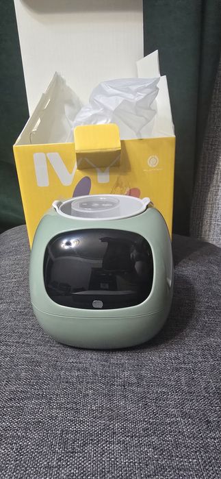 Розумний квітковий горщик для рослин Ivy Smart Planter. Колір - Зелений