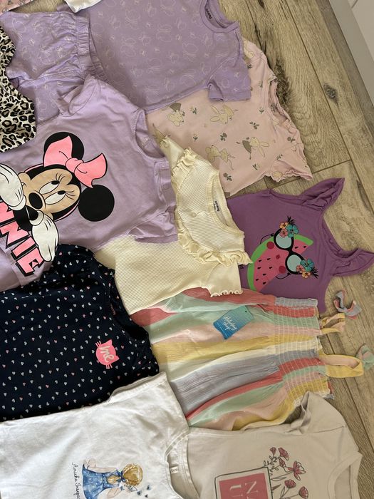 Одяг для дівчинки 98-104 см