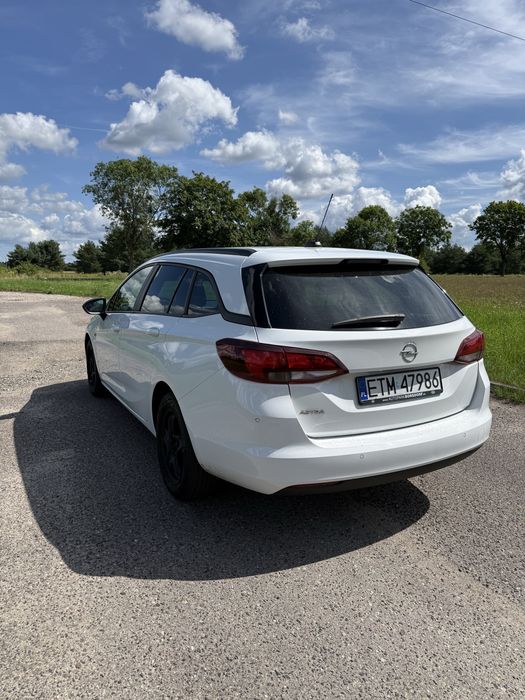 Opel Astra K zadbany