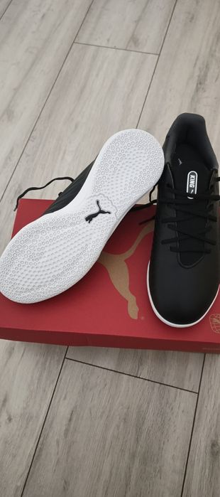 Футзалкі.   Puma